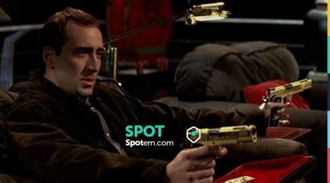 The guns in gold of Castor Troy (Nicolas Cage) in Volte/Face | Spotern