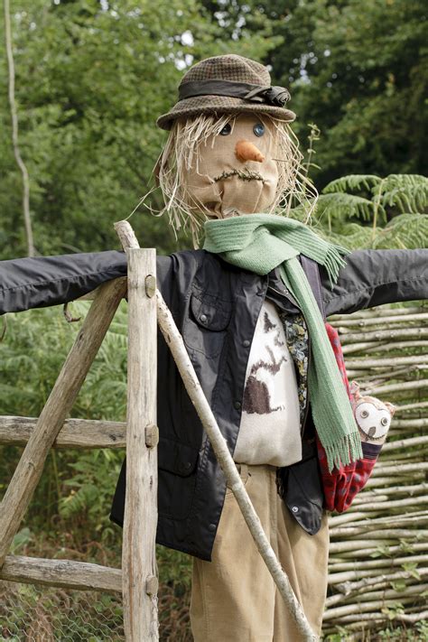 How to make a scarecrow: follow our simple guide for a fun garden ...