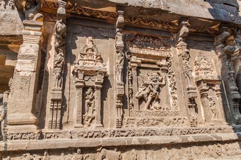 Carvings at Kailasa Temple in Ellora, Maharasthra state, India Stock ...