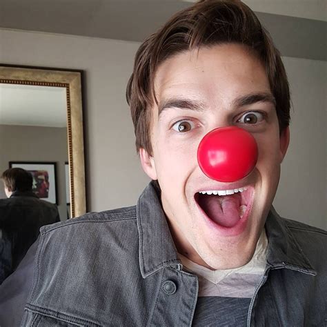 MatPat the red nose human, Had a very shiny nose. | Game theory, Film ...