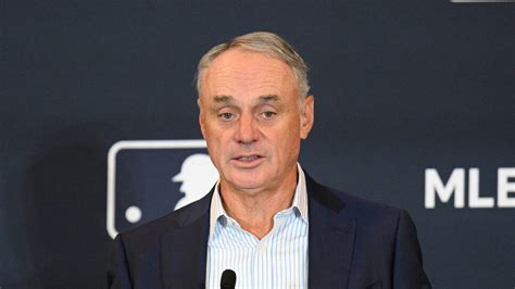 Rob Manfred has updates on A's prospective move to Las Vegas | Yardbarker