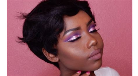 The 'It-Girl' Way To Wear Glitter Makeup - The Co ReportThe Co Report