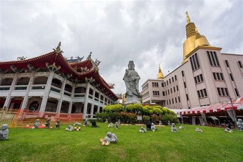 Kong Meng San Phor Kark See Monastery:Your Own Pocket Guide!