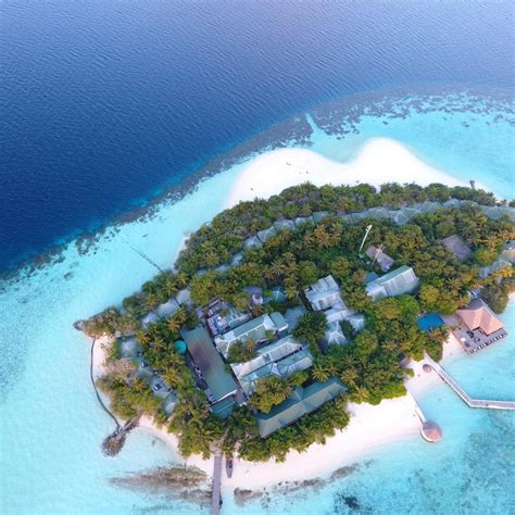 Eriyadu Island Resort, Maldives - Wiotto.com