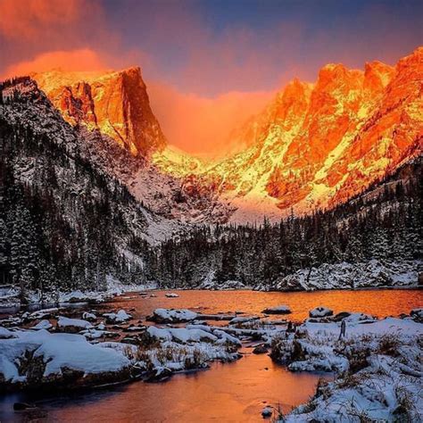 What a beautiful sunrise in the Rocky Mountain National Park, USA 🇺🇸 😍🌞 ...