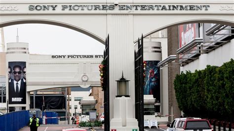 Three Sony Pictures executives out in major studio shakeup - Los ...