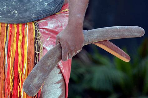 800-Year-Old Boomerang Discovered in Australian Creek | Ancient Origins