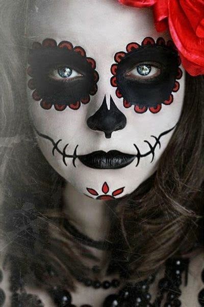 Maquillaje de mujer para día de muertos | Tips de madre