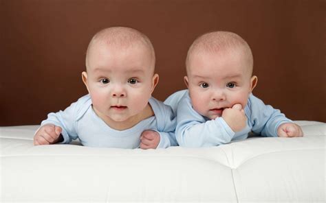 Natalité : pourquoi le nombre de jumeaux a doublé en 40 ans