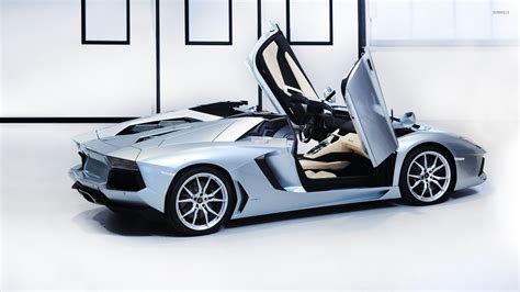 Lamborghini Aventador LP 700-4 Roadster side view wallpaper - Car ...