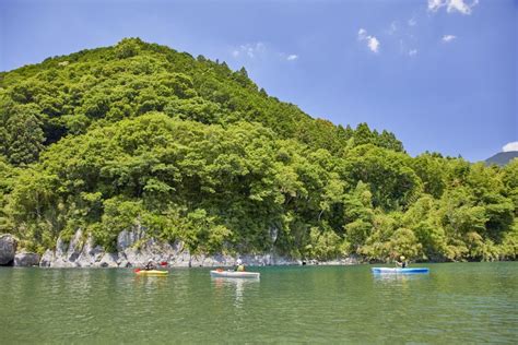 Canoeing and Kayaking in Kochi’s Pristine Rivers and Pacific Ocean ...