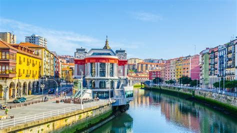 Bilbao Travel Guide | Bilbao Tourism - KAYAK