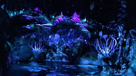 Disney’s Pandora World of Avatar – What You Need to Know | TravelingMom Fantasy Art Landscapes ...