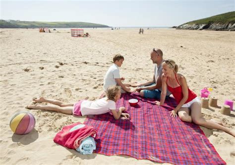 Crantock Beach Holiday Park - Parkdean Resorts, Newquay, Cornwall ...