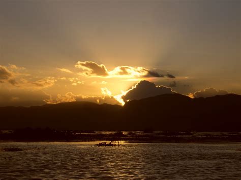 Sunset over Inle Lake - Martina in Motion