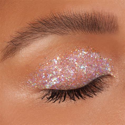 Pin by ArtofSign on Beauty | Glitter eyeshadow, Pink glitter makeup ...