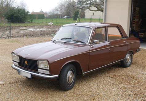 Location Peugeot 304 SLS 1976 Chocolat 1976 Chocolat SAINT SEBASTIEN ...