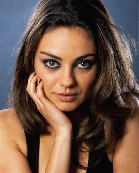 HD Mila Kunis Wallpaper - EnWallpaper