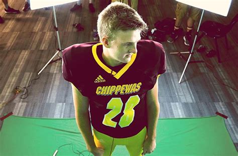 Central Michigan Chippewas Unveil Updated Uniforms – SportsLogos.Net News