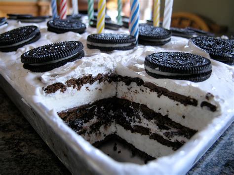 Healthy Vanilla: Delicious Oreo Ice Cream Cake Recipe