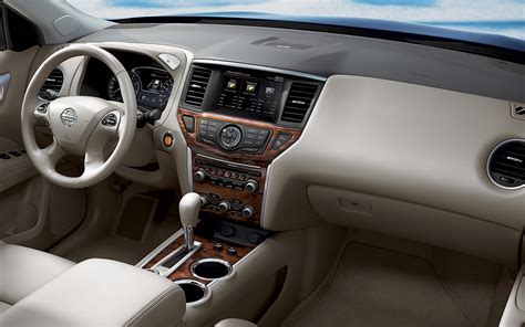 2013 Nissan Pathfinder Interior Revealed