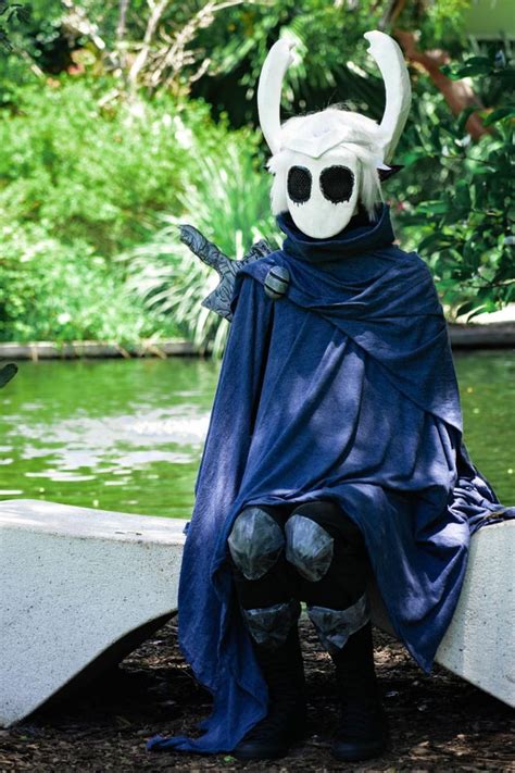 My knight cosplay : r/HollowKnight