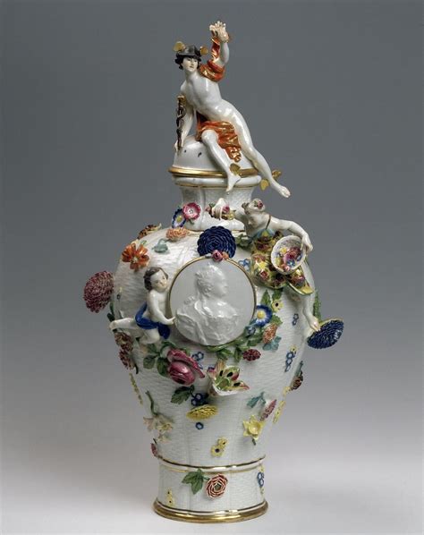 Spencer Alley: Meissen Figurines in Saint Petersburg