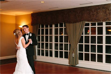 Naperville Country Club Wedding Photos | Katherine Salvatori Weddings