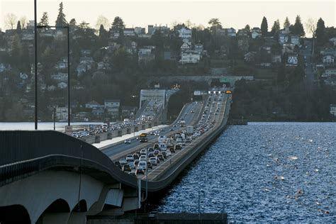 Mercer Islander to fight for access to I-90 transit lanes | Mercer ...