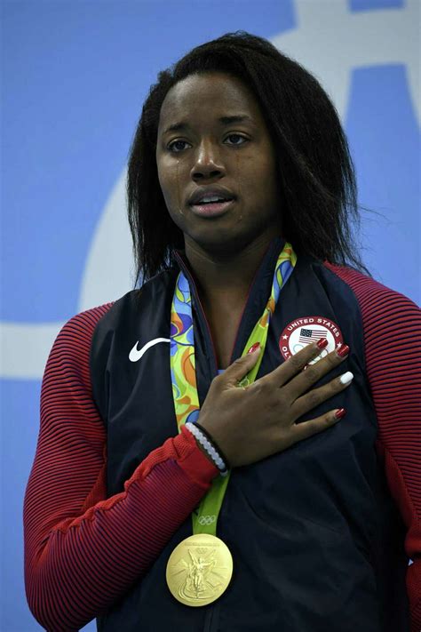 Stanford swimmer Simone Manuel makes Olympic history