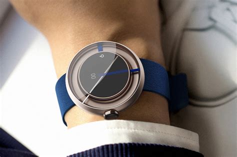 A Smartwatch for Fashionistas - Yanko Design