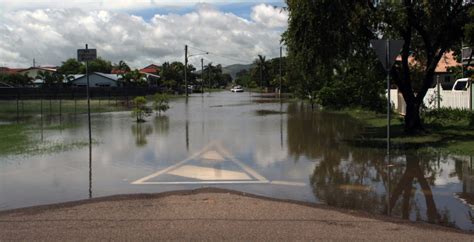 Townsville floods demonstrate need for better disaster planning ...