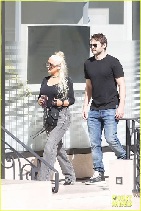 Photo: christina aguilera and her husband shopping 02 | Photo 4797197 | Just Jared