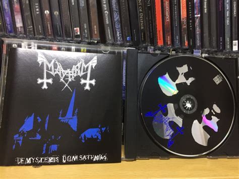 Mayhem - De mysteriis dom Sathanas CD Photo | Metal Kingdom