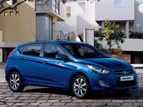 Hyundai Accent Hatchback 2017: eficiente e interesante | Lista de Carros