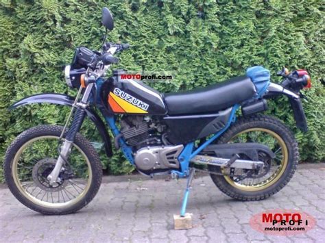 SUZUKI DR 250 - Review and photos