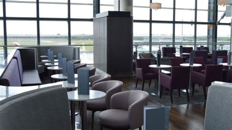 Club Aspire 4-Star Lounge at London Heathrow Airport Terminal 5