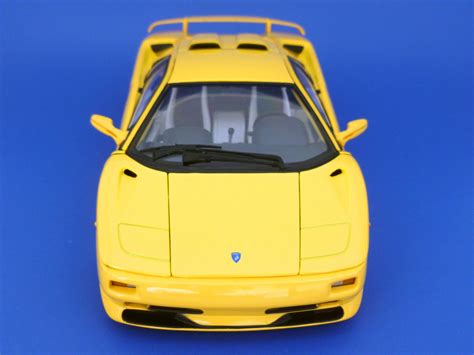 Lamborghini Diablo SV (yellow) - Welly