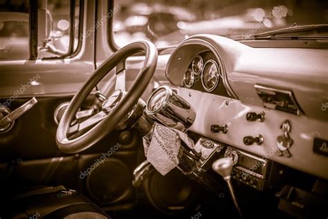 Classic Car Interior – Stock Editorial Photo © ilandavid #55460989