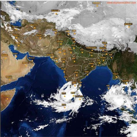 Chennai weather updates: Cyclone Ockhi to intensify into severe storm by tomorrow morning; wind ...