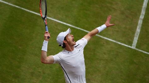 Wimbledon - Andy Murray smokes antics-free Nick Kyrgios