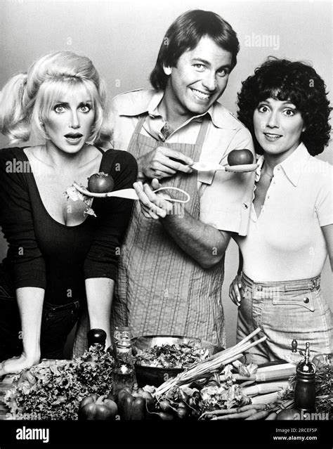 Suzanne Somers, John Ritter, Joyce DeWitt, "Three's Company" circa ...