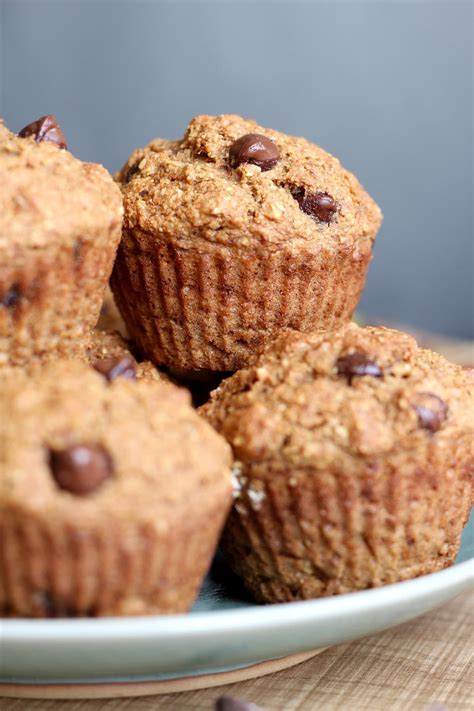 Vegan Oil Free Oat Bran Applesauce Muffins | The Conscientious Eater