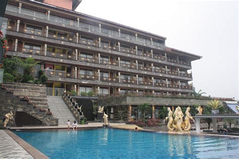 Seruni hotel ini wajib dikunjungi di Puncak Bogor!