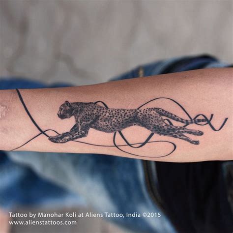 Cheetah Tattoo | Tatouage, Tatouage minimaliste, Tatouage guépard