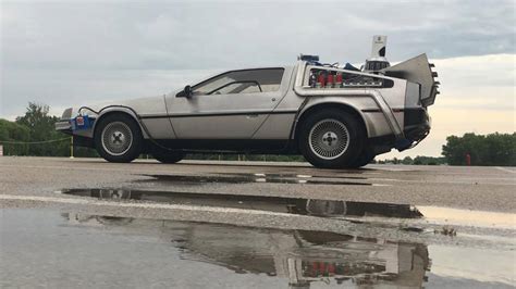 This Perfect Back to the Future DeLorean Time Machine Replica in ...