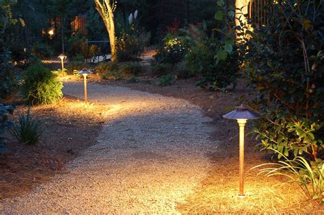 Walkway Lighting Ideas To Enhance Your Pathway's Beauty - Architectures ...