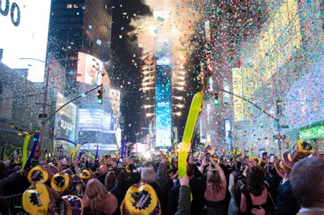 Where to Watch the Ball Drop on New Years Eve + More Telecasts