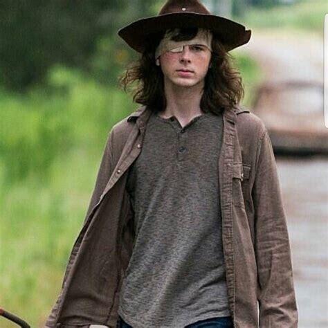 Awww baby #carl #carlgrimes #season8 #amcthewalkingdead #twd #chandler #chandlerriggs # ...