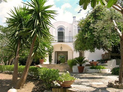 Luxury 3-Bedroom Vacation Villa in Capri Italy | Blog Purentonline